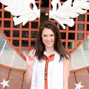 Meet your Posher, Abby